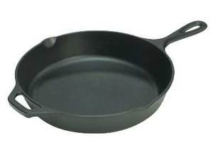 Lodge cast iron skillet - 26cm